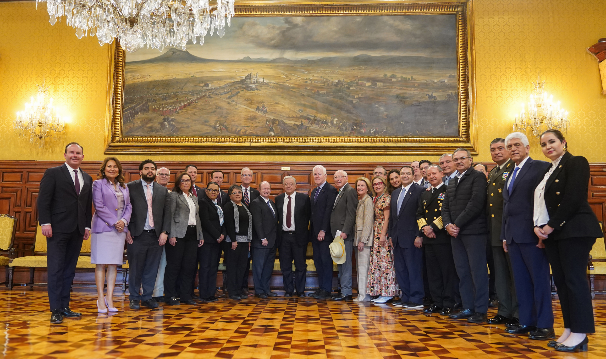 López Obrador destaca reunión bilateral con 12 legisladores de EU