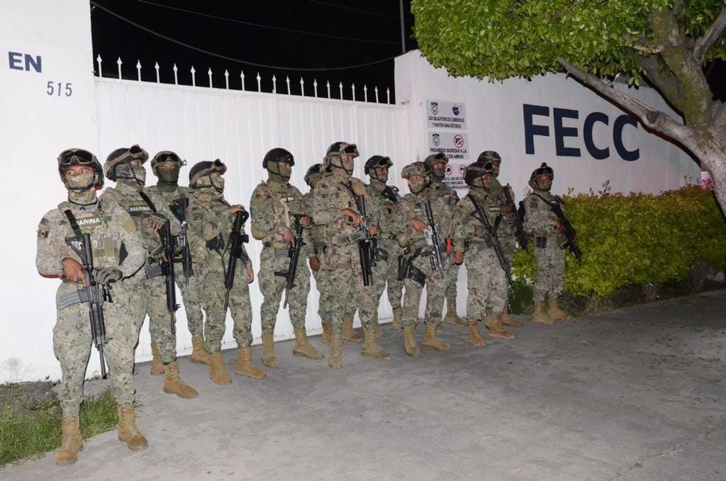 Allanan autoridades federales y estatales instalaciones de Fiscalía Anticorrupción de Morelos
