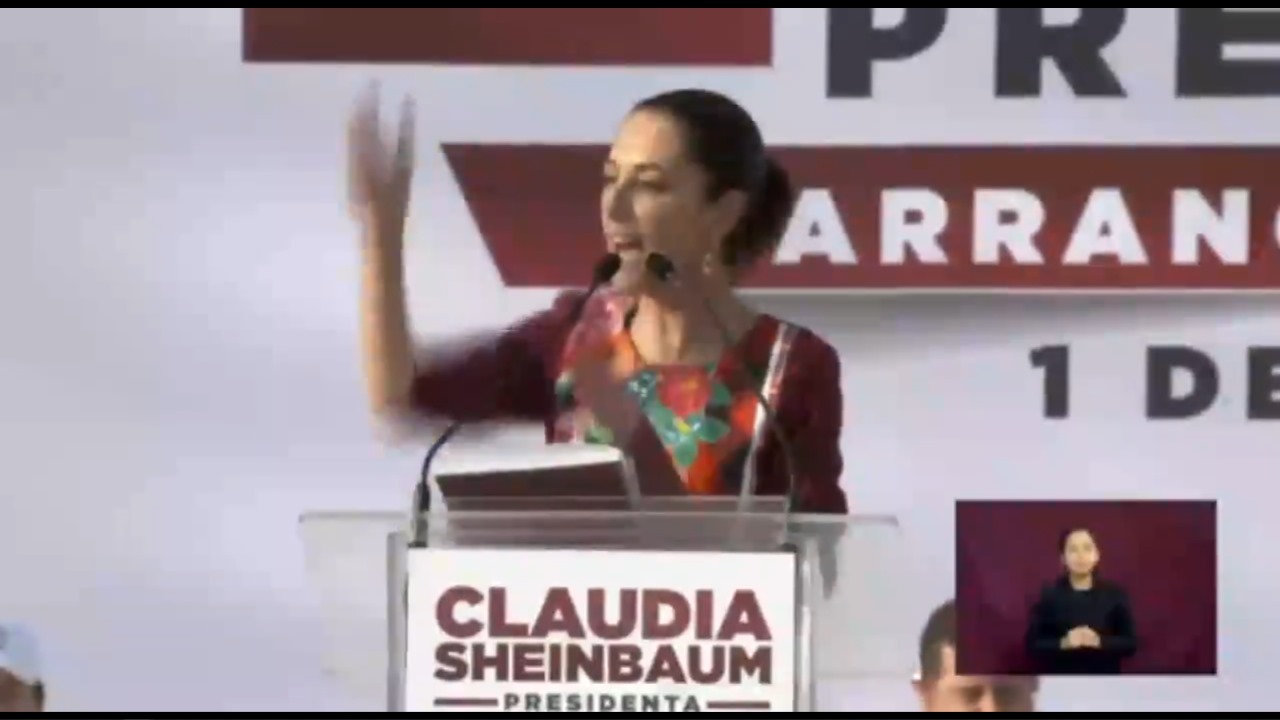 Claudia Sheinbaum arranca campaña en el zócalo capitalino